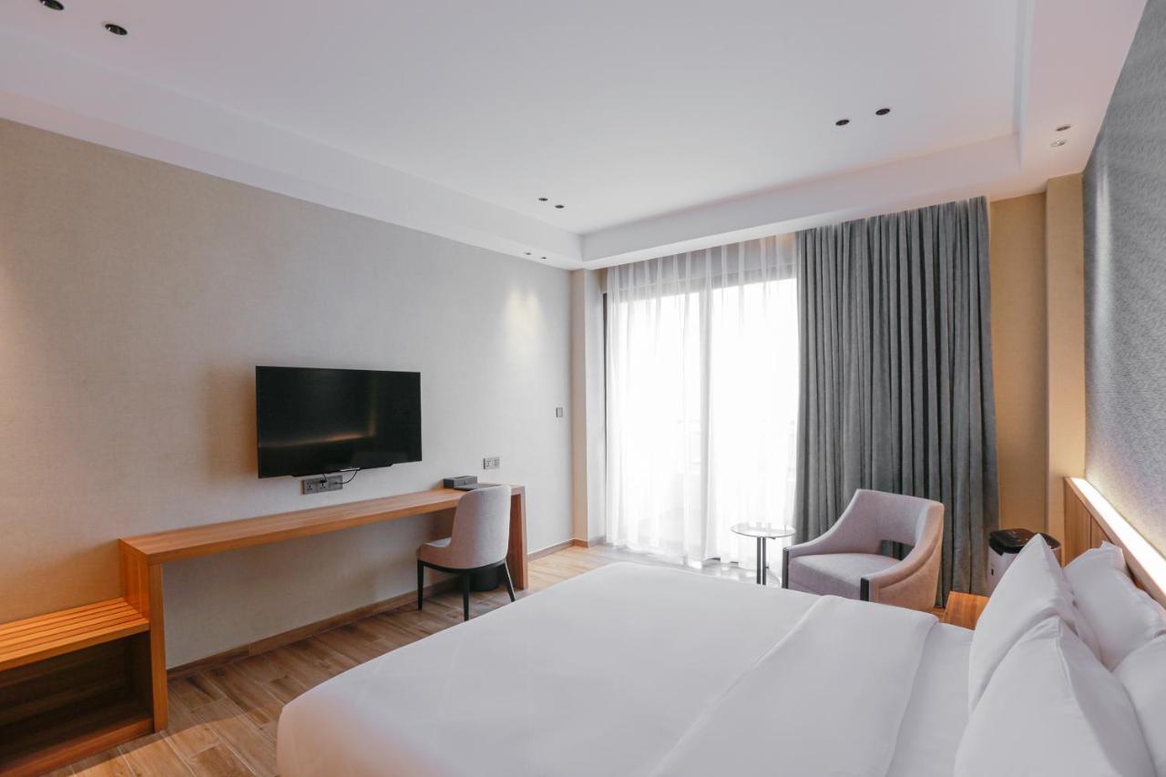 Hotel Casiana & Events Center Tagaytay Managed By Hii 大雅台 外观 照片