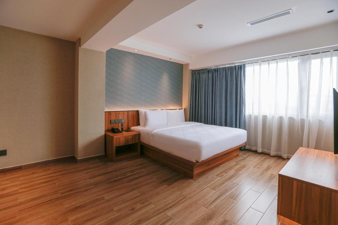 Hotel Casiana & Events Center Tagaytay Managed By Hii 大雅台 外观 照片