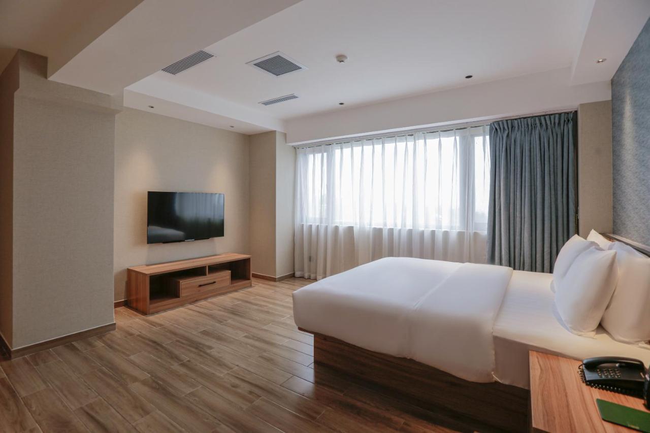 Hotel Casiana & Events Center Tagaytay Managed By Hii 大雅台 外观 照片